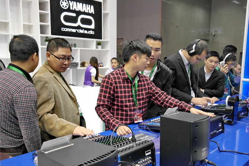 s36沙龙会携新一代MG系列调音台等产品亮相中国（广州）国际专业灯光、音响展览会 